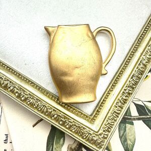 Vintage Vase Pin Brooch Brushed Gold Tone Chunky Heavy Pitcher Matte 1980s